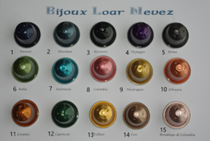 couleurs de capsule de café première page pour faire des bijoux en matériaux recyclés